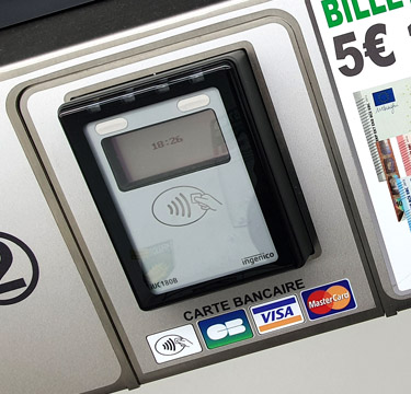 Laverie avec paiement CB sans contact et Apple pay